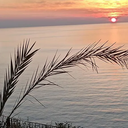 Sunset Villa